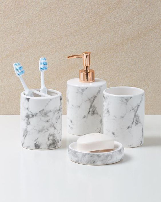 Bathroom Accessories (6)