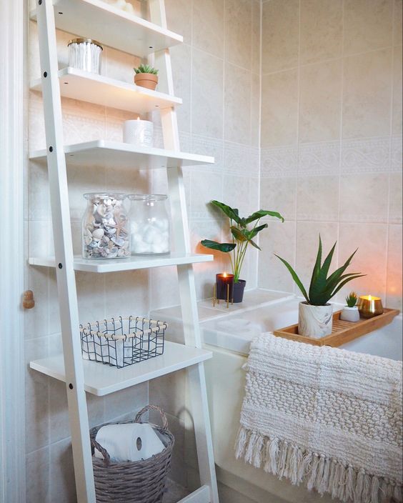 Bathroom Accessories (8)