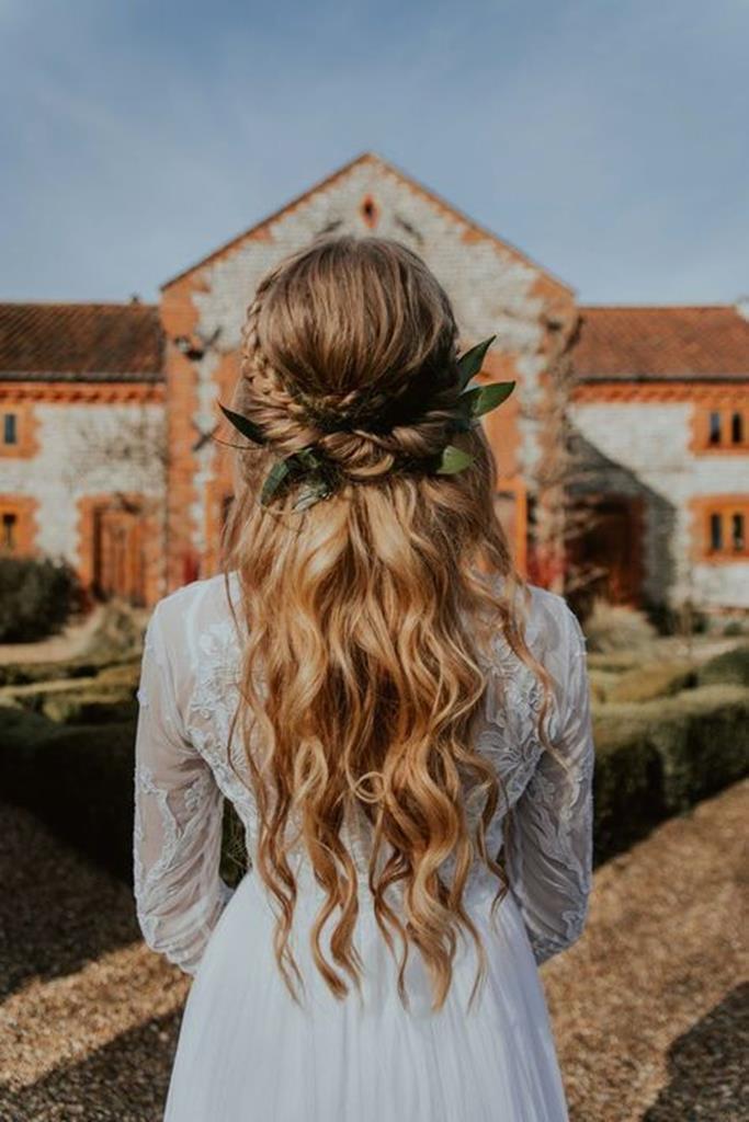 boho wedding hairstyles (27)