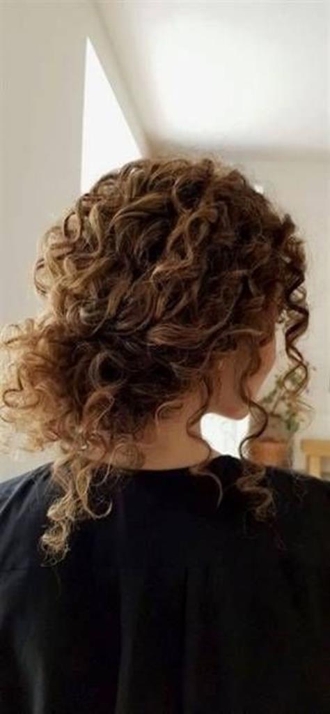 curly wedding hairstyles (31)